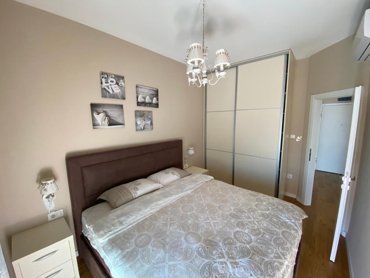 Apartment Sofia, City Centar 포드고리차 외부 사진