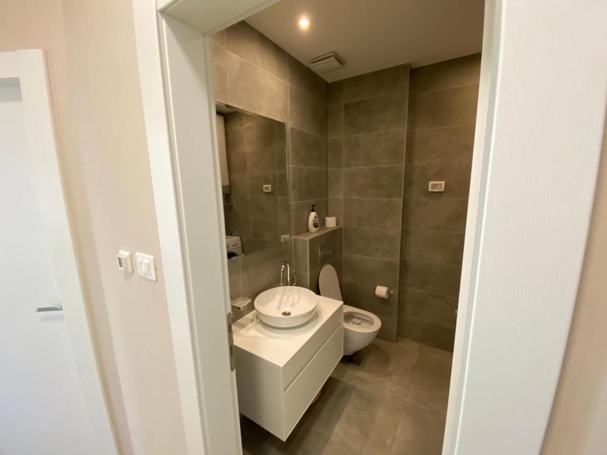 Apartment Sofia, City Centar 포드고리차 외부 사진